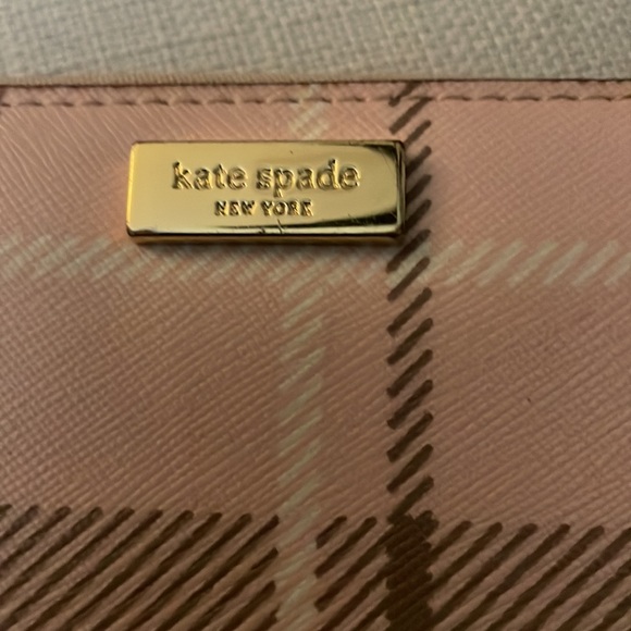 Kate Spade Wallet - Picture 2 of 5